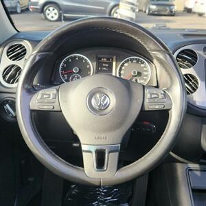 2013 Volkswagen Tiguan S 4MOTION   - Photo 10 - Portland, OR 97266