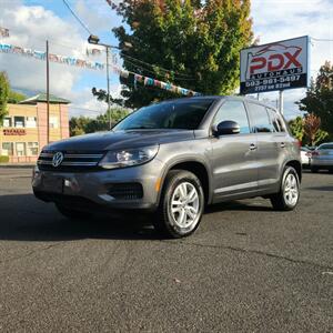 2013 Volkswagen Tiguan S 4MOTION   - Photo 2 - Portland, OR 97266