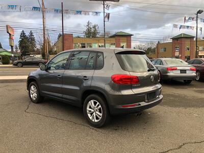 2013 Volkswagen Tiguan S 4MOTION - Photo 3 - Portland, OR 97266