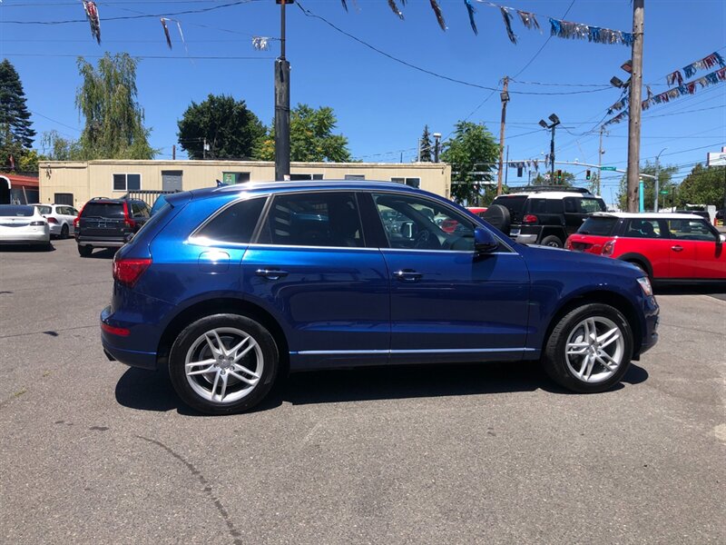2016 Audi Q5 2.0T Quattro Premium Plus  