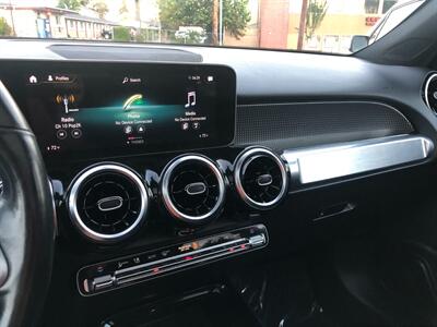 2020 Mercedes-Benz GLB 250 4MATIC   - Photo 14 - Portland, OR 97266