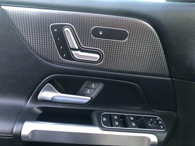 2020 Mercedes-Benz GLB 250 4MATIC   - Photo 19 - Portland, OR 97266