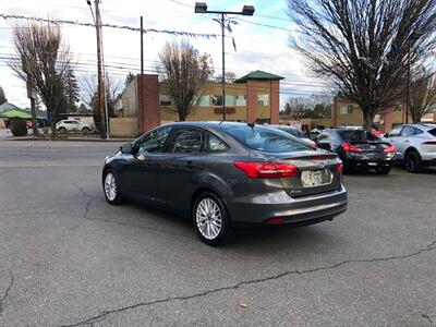 2018 Ford Focus S   - Photo 3 - Portland, OR 97266