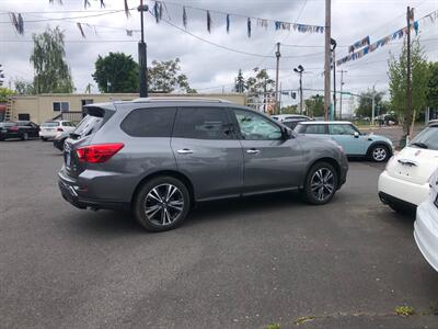 2019 Nissan Pathfinder SV   - Photo 2 - Portland, OR 97266