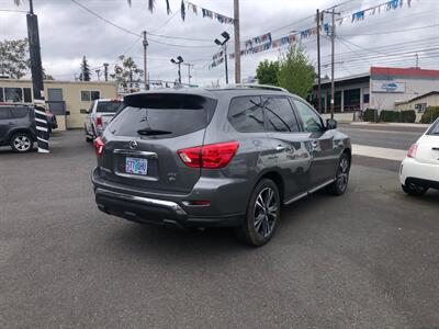 2019 Nissan Pathfinder SV   - Photo 4 - Portland, OR 97266