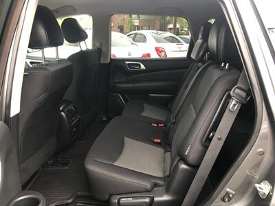 2019 Nissan Pathfinder SV   - Photo 10 - Portland, OR 97266
