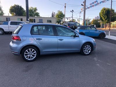 2011 Volkswagen Golf 2.5L PZEV   - Photo 2 - Portland, OR 97266