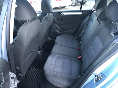 2011 Volkswagen Golf 2.5L PZEV   - Photo 10 - Portland, OR 97266