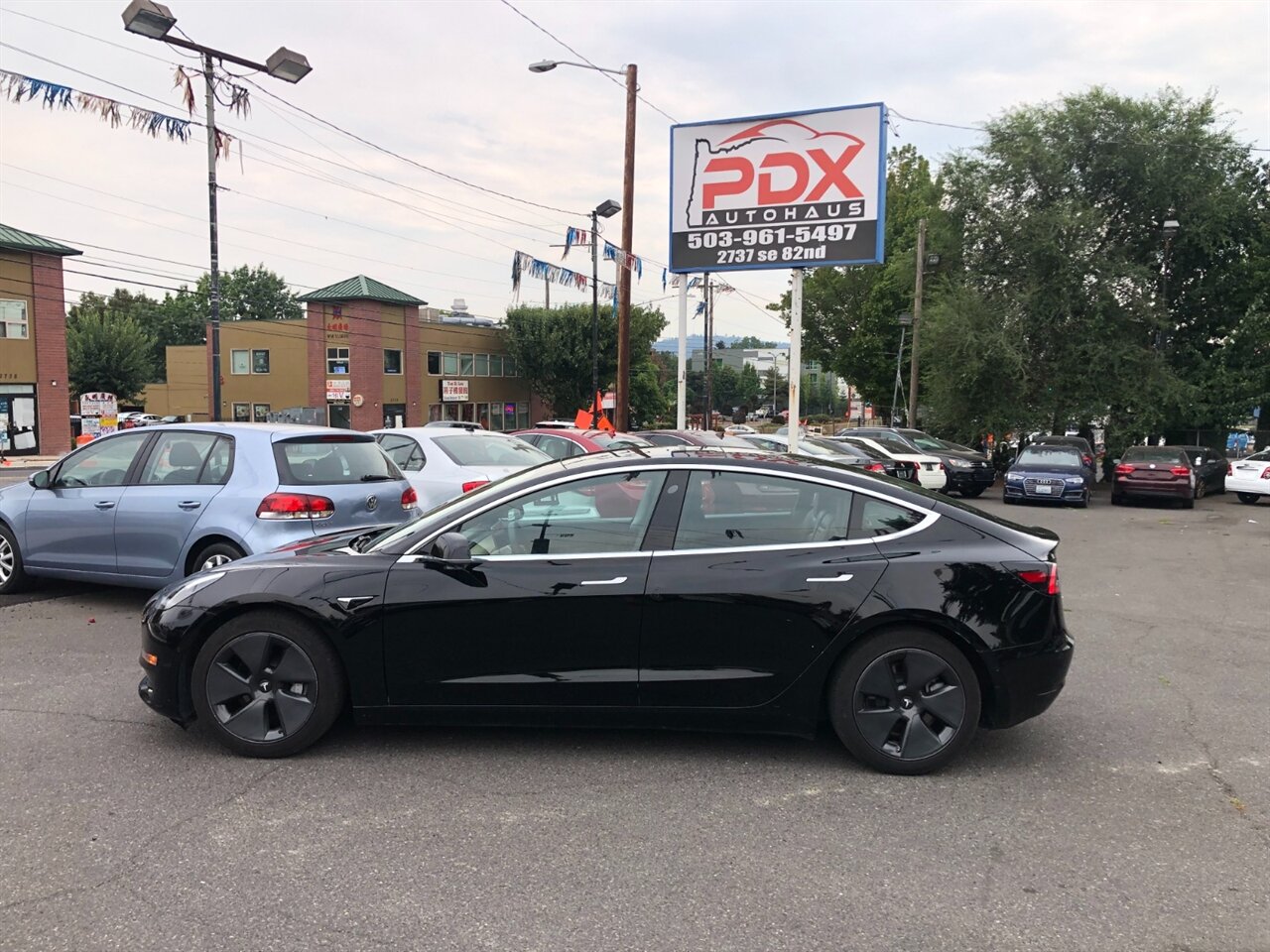 2020 Tesla Model 3 Standard Range Plus - Photo 1 - Portland, OR 97266