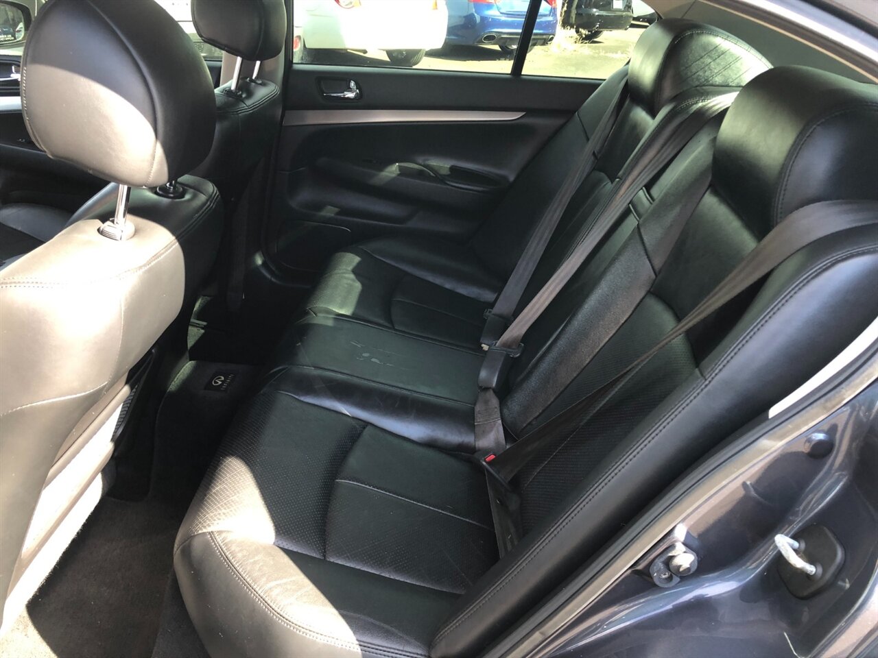 2013 INFINITI G37 X - Photo 10 - Portland, OR 97266