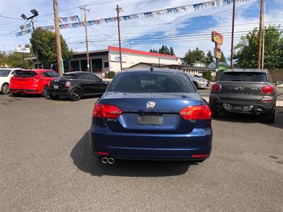 2011 Volkswagen Jetta TDI   - Photo 5 - Portland, OR 97266