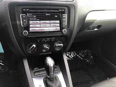 2011 Volkswagen Jetta TDI   - Photo 12 - Portland, OR 97266