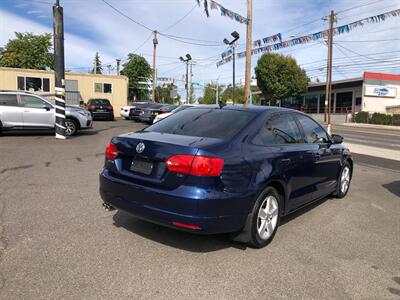 2011 Volkswagen Jetta TDI   - Photo 4 - Portland, OR 97266