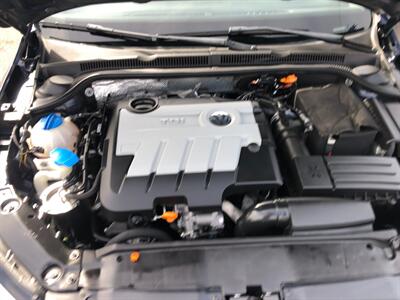 2011 Volkswagen Jetta TDI   - Photo 15 - Portland, OR 97266