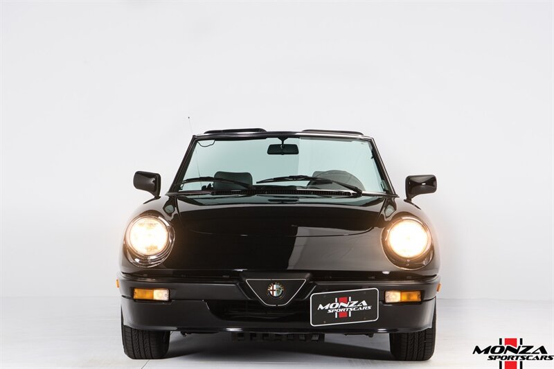 1989 Alfa Romeo Spider Quadrifoglio  