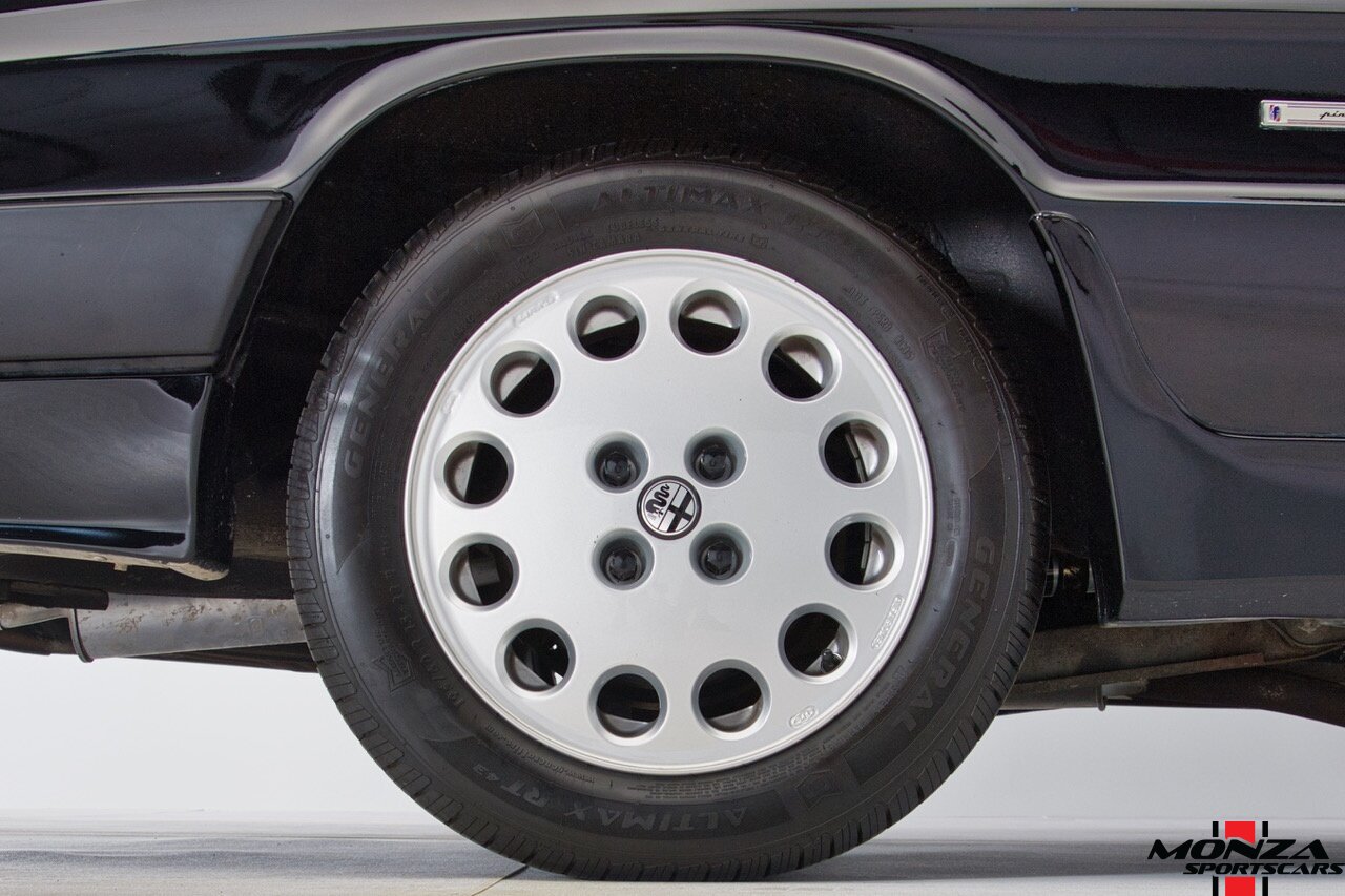 1989 Alfa Romeo Spider Quadrifoglio - Photo 53 - Houston, TX 77024