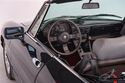 1989 Alfa Romeo Spider Quadrifoglio - Photo 111 - Houston, TX 77024