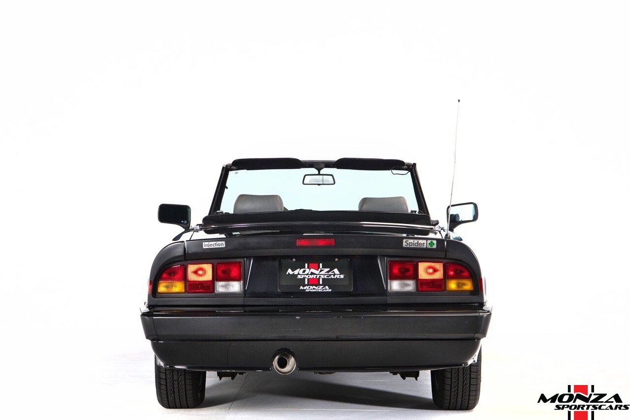 1989 Alfa Romeo Spider Quadrifoglio - Photo 38 - Houston, TX 77024