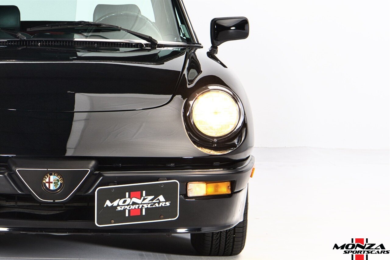 1989 Alfa Romeo Spider Quadrifoglio - Photo 13 - Houston, TX 77024