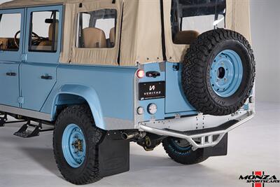 1998 Land Rover Defender 110   - Photo 14 - Houston, TX 77024