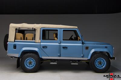 1998 Land Rover Defender 110   - Photo 36 - Houston, TX 77024