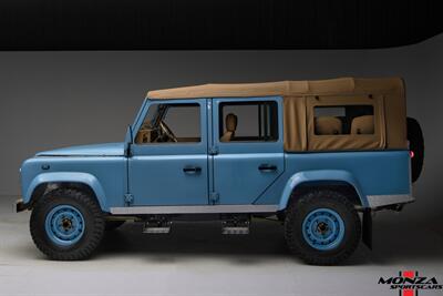 1998 Land Rover Defender 110   - Photo 138 - Houston, TX 77024