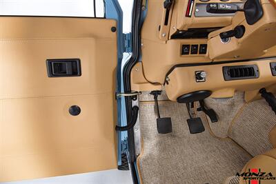 1998 Land Rover Defender 110   - Photo 99 - Houston, TX 77024