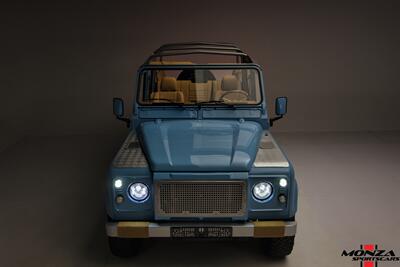 1998 Land Rover Defender 110   - Photo 31 - Houston, TX 77024