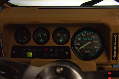1998 Land Rover Defender 110   - Photo 122 - Houston, TX 77024