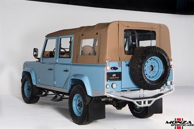 1998 Land Rover Defender 110   - Photo 14 - Houston, TX 77024