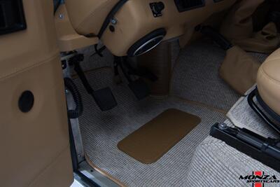 1998 Land Rover Defender 110   - Photo 56 - Houston, TX 77024