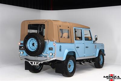 1998 Land Rover Defender 110   - Photo 8 - Houston, TX 77024