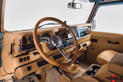 1998 Land Rover Defender 110   - Photo 135 - Houston, TX 77024