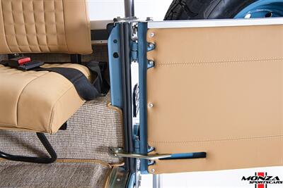 1998 Land Rover Defender 110   - Photo 108 - Houston, TX 77024