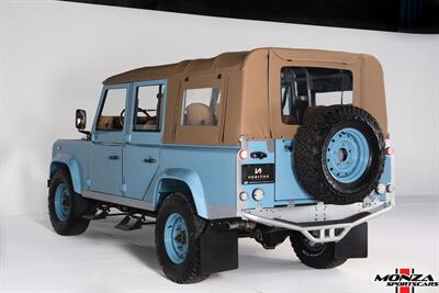 1998 Land Rover Defender 110   - Photo 4 - Houston, TX 77024