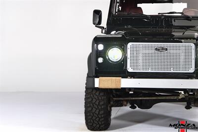 1999 Land Rover Defender 90   - Photo 71 - Houston, TX 77024