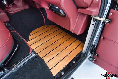 1999 Land Rover Defender 90   - Photo 28 - Houston, TX 77024