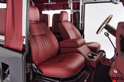 1999 Land Rover Defender 90   - Photo 89 - Houston, TX 77024