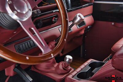 1999 Land Rover Defender 90   - Photo 46 - Houston, TX 77024