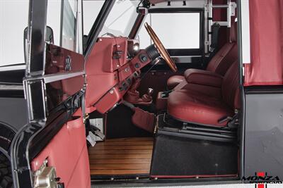 1999 Land Rover Defender 90   - Photo 47 - Houston, TX 77024