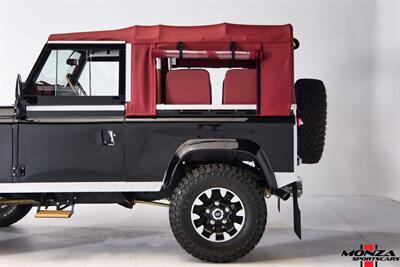 1999 Land Rover Defender 90   - Photo 81 - Houston, TX 77024