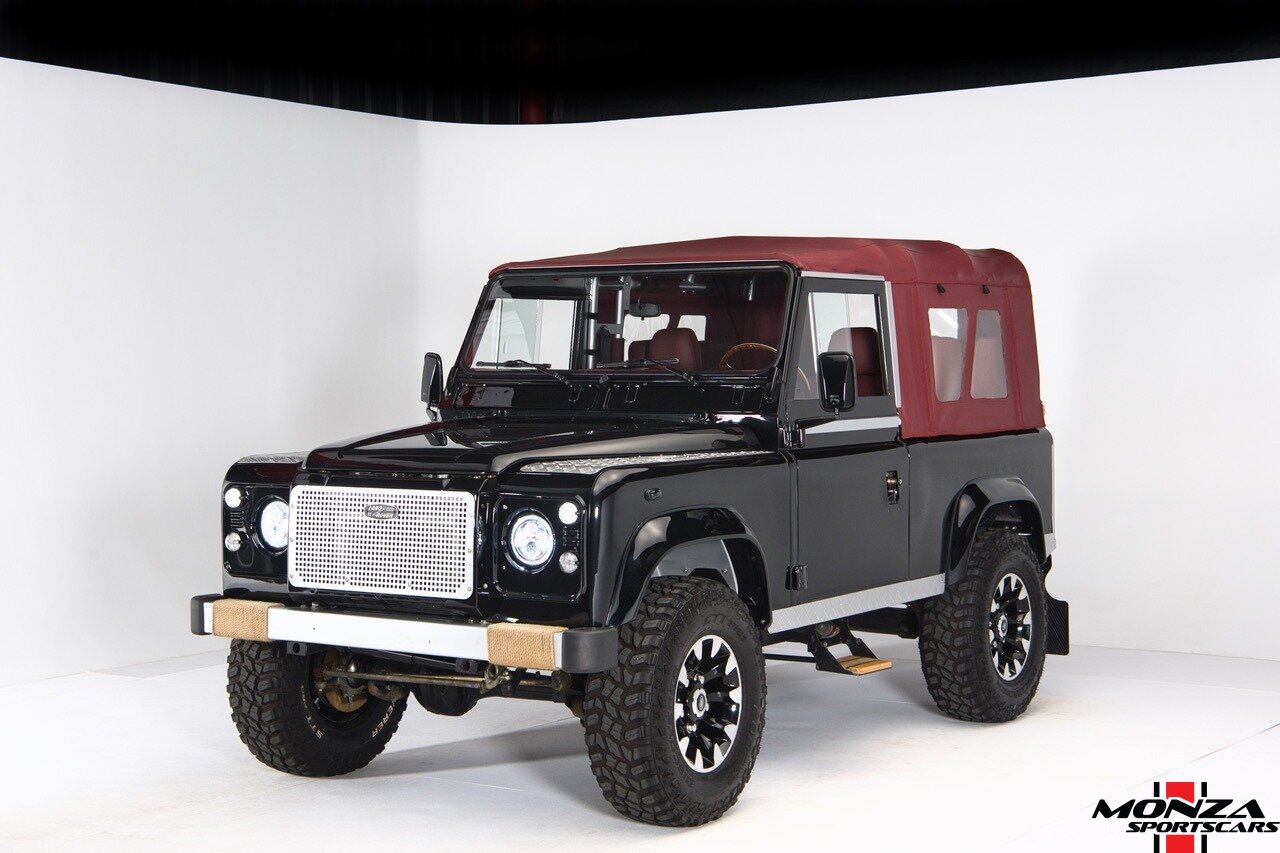 1999 Land Rover Defender 90   - Photo 1 - Houston, TX 77024