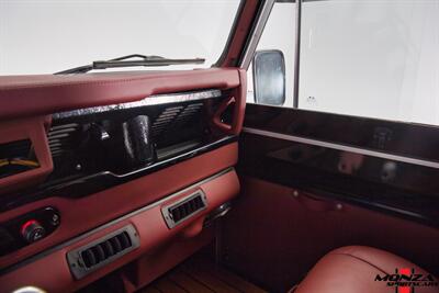 1999 Land Rover Defender 90   - Photo 53 - Houston, TX 77024