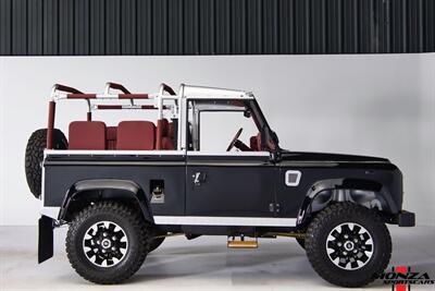 1999 Land Rover Defender 90   - Photo 134 - Houston, TX 77024