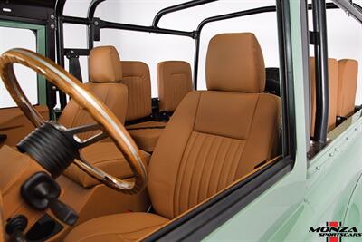 1999 Land Rover Defender 90   - Photo 142 - Houston, TX 77024
