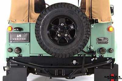 1999 Land Rover Defender 90   - Photo 61 - Houston, TX 77024