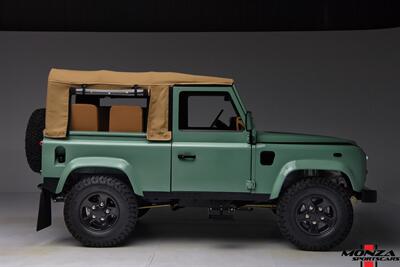1999 Land Rover Defender 90   - Photo 104 - Houston, TX 77024