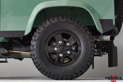 1999 Land Rover Defender 90   - Photo 89 - Houston, TX 77024