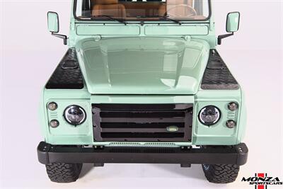 1999 Land Rover Defender 90   - Photo 27 - Houston, TX 77024