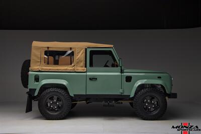 1999 Land Rover Defender 90   - Photo 70 - Houston, TX 77024